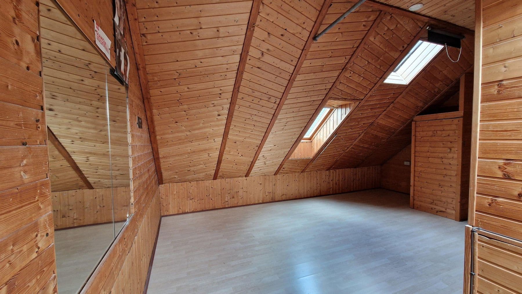 Prodej domu 120 m², pozemek 340 m², Berlin, Berlín Prodej domu 120 m², pozemek 340 m², Berlin, Berlín