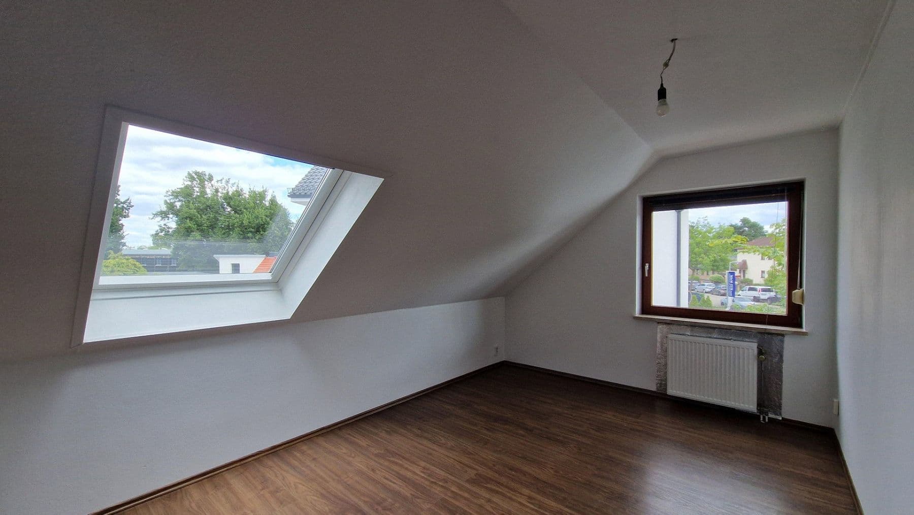 Prodej domu 120 m², pozemek 340 m², Berlin, Berlín Prodej domu 120 m², pozemek 340 m², Berlin, Berlín