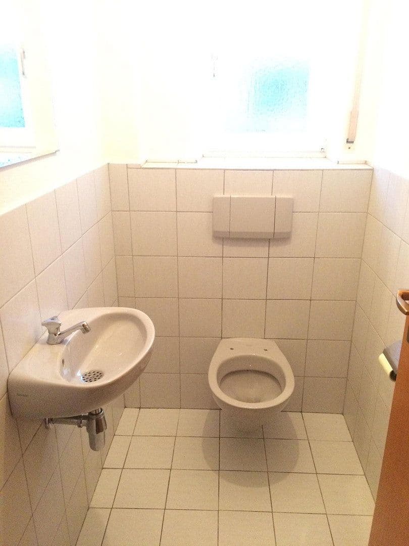 Prodej domu 420 m², pozemek 854 m², Rietheim-Weilheim, Bádensko-Württembersko Prodej domu 420 m², pozemek 854 m², Rietheim-Weilheim, Bádensko-Württembersko