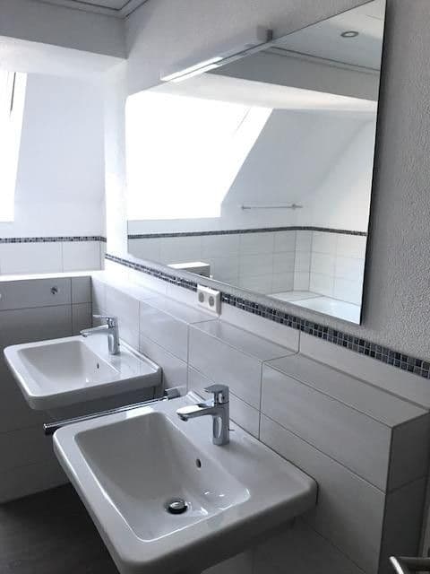 Prodej domu 420 m², pozemek 854 m², Rietheim-Weilheim, Bádensko-Württembersko Prodej domu 420 m², pozemek 854 m², Rietheim-Weilheim, Bádensko-Württembersko