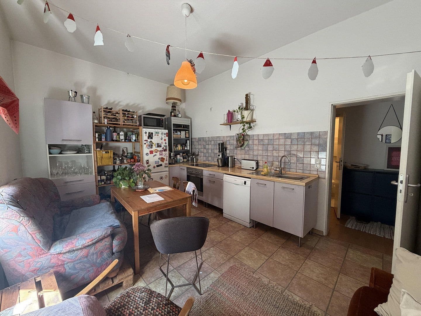 Pronájem bytu 3+1 98 m², Eckenheimer Landstraße 103, Frankfurt am Main, Hessen Pronájem bytu 3+1 98 m², Eckenheimer Landstraße 103, Frankfurt am Main, Hessen