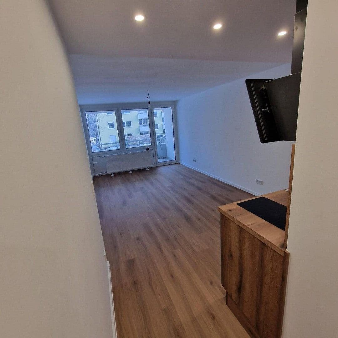 Pronájem bytu 1+1 30 m², Rudolfstraße 1, Planegg, Bavorsko Pronájem bytu 1+1 30 m², Rudolfstraße 1, Planegg, Bavorsko