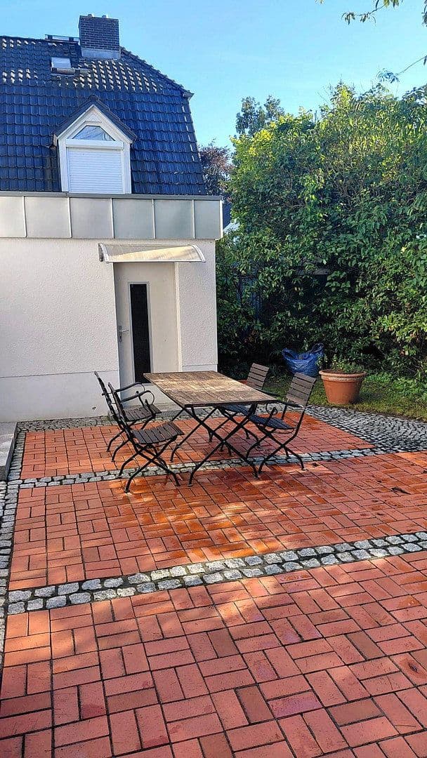 Prodej domu 161 m², pozemek 424 m², Berlin, Berlín Prodej domu 161 m², pozemek 424 m², Berlin, Berlín