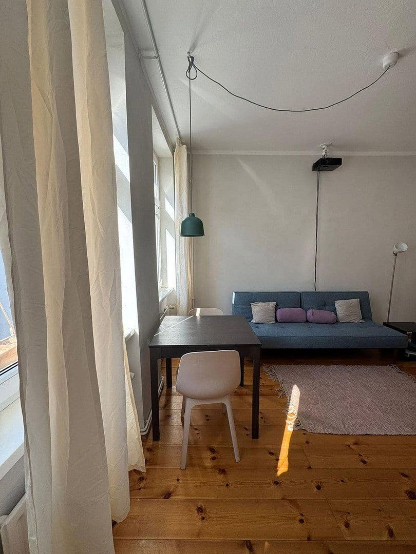 Pronájem bytu 2+1 56 m², Stettiner Straße 30, Berlin, Berlín Pronájem bytu 2+1 56 m², Stettiner Straße 30, Berlin, Berlín