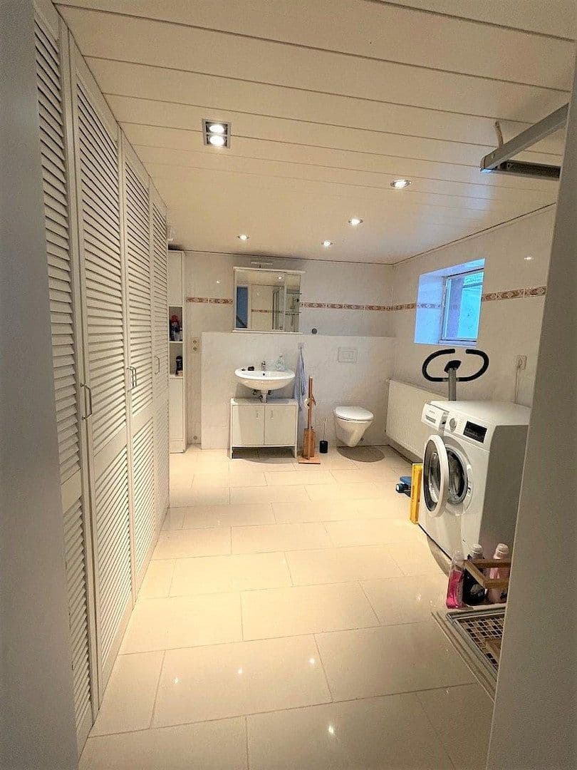 Prodej domu 127 m², pozemek 437 m², Halle (Saale), Sasko-Anhaltsko Prodej domu 127 m², pozemek 437 m², Halle (Saale), Sasko-Anhaltsko