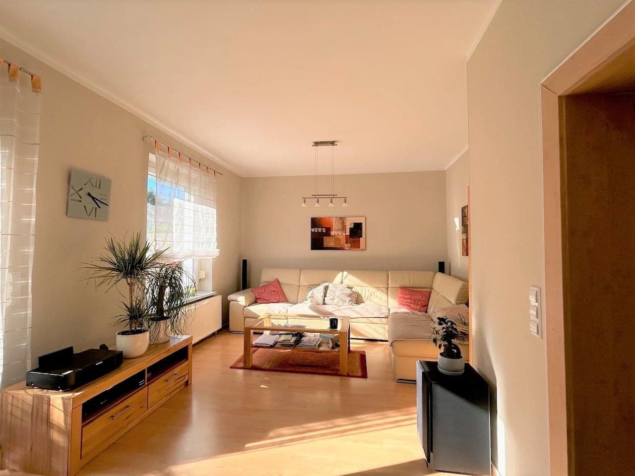Prodej domu 127 m², pozemek 437 m², Halle (Saale), Sasko-Anhaltsko Prodej domu 127 m², pozemek 437 m², Halle (Saale), Sasko-Anhaltsko