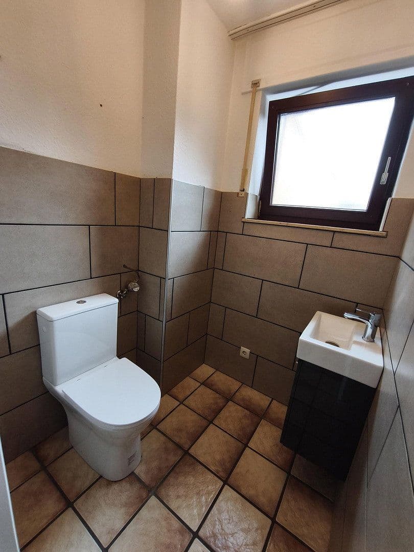 Pronájem bytu 2+1 90 m², Potsdamerstrasse 37, Alsdorf, Severní Porýní-Vestfálsko Pronájem bytu 2+1 90 m², Potsdamerstrasse 37, Alsdorf, Severní Porýní-Vestfálsko