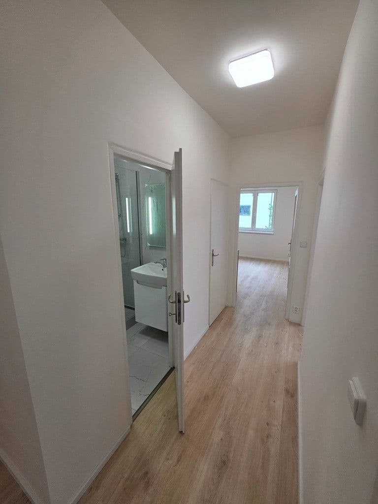 Prodej bytu 3+1 68 m², Sečská, Praha, Praha Prodej bytu 3+1 68 m², Sečská, Praha, Praha