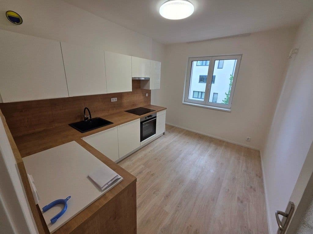 Prodej bytu 3+1 68 m², Sečská, Praha, Praha Prodej bytu 3+1 68 m², Sečská, Praha, Praha