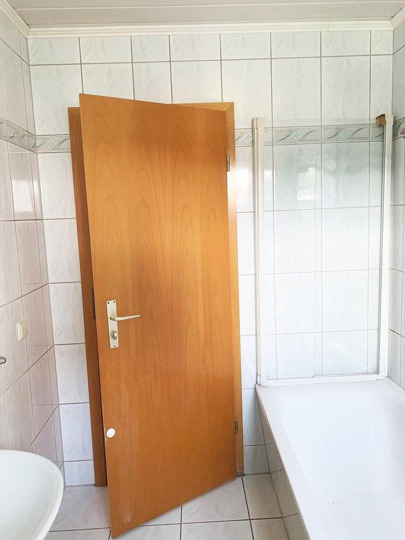 Pronájem bytu 3+1 62 m², Weststraße 9, Gersdorf, Sasko Pronájem bytu 3+1 62 m², Weststraße 9, Gersdorf, Sasko