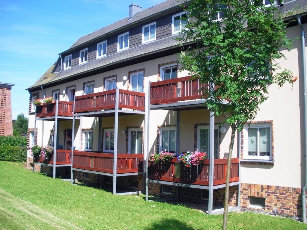 Pronájem bytu 3+1 62 m², Weststraße 9, Gersdorf, Sasko Pronájem bytu 3+1 62 m², Weststraße 9, Gersdorf, Sasko