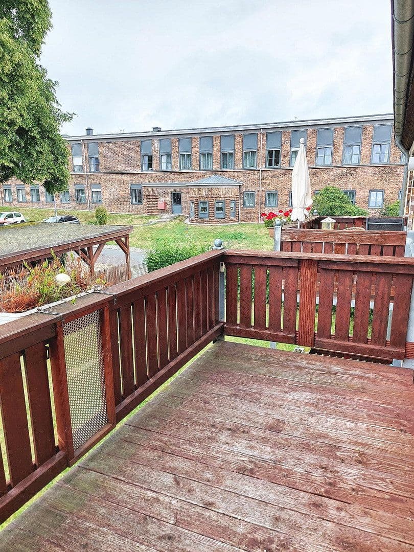 Pronájem bytu 3+1 62 m², Weststraße 9, Gersdorf, Sasko Pronájem bytu 3+1 62 m², Weststraße 9, Gersdorf, Sasko