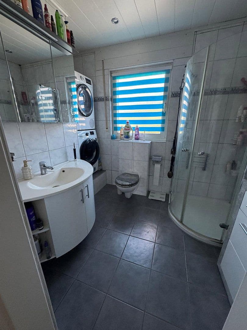 Prodej domu 94 m², pozemek 232 m², Neuwied, Porýní-Falc Prodej domu 94 m², pozemek 232 m², Neuwied, Porýní-Falc