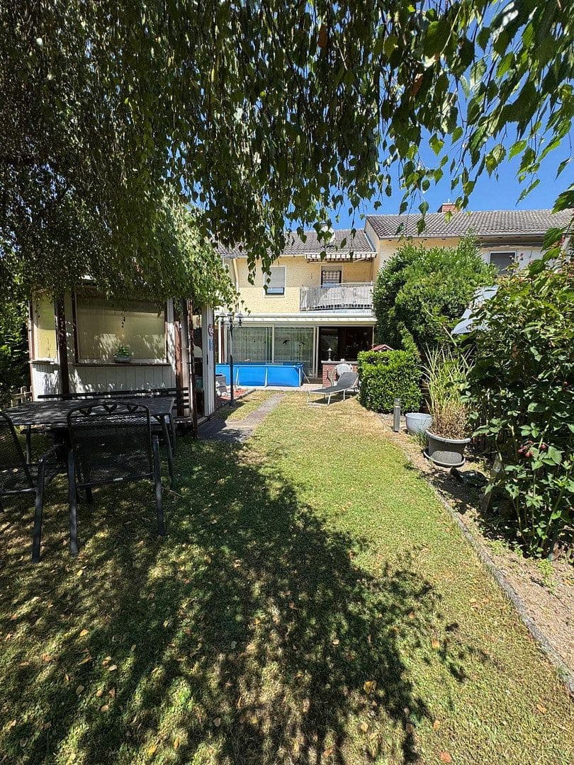 Prodej domu 94 m², pozemek 232 m², Neuwied, Porýní-Falc Prodej domu 94 m², pozemek 232 m², Neuwied, Porýní-Falc