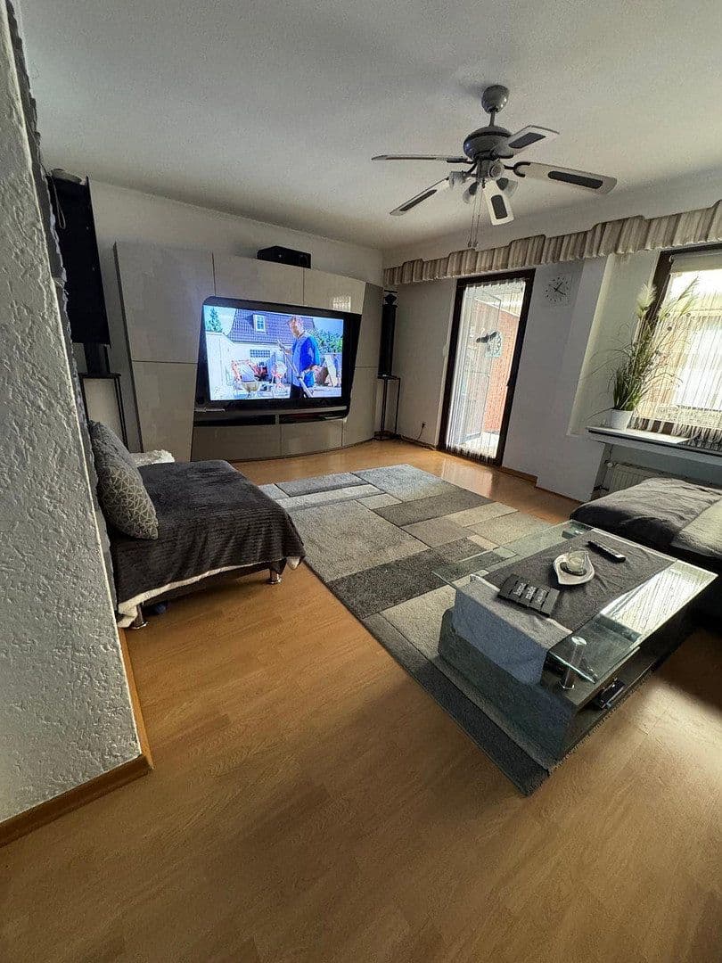 Prodej domu 94 m², pozemek 232 m², Neuwied, Porýní-Falc Prodej domu 94 m², pozemek 232 m², Neuwied, Porýní-Falc