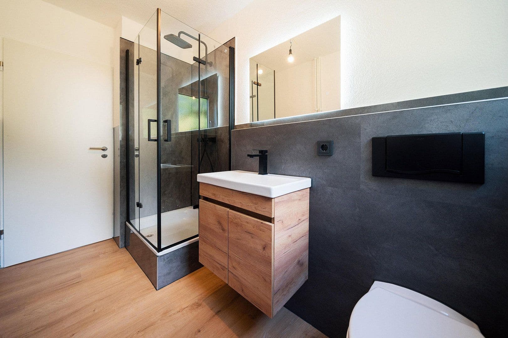Prodej bytu 3+1 72 m², Witzenhausen, Hessen Prodej bytu 3+1 72 m², Witzenhausen, Hessen