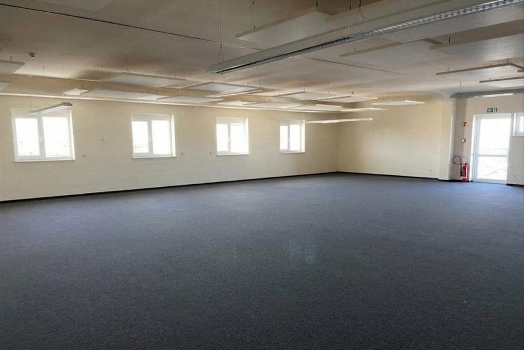 Pronájem nebytového prostoru 9.278 m², Im Mittelfeld 16, Krostitz, Sasko Pronájem nebytového prostoru 9.278 m², Im Mittelfeld 16, Krostitz, Sasko