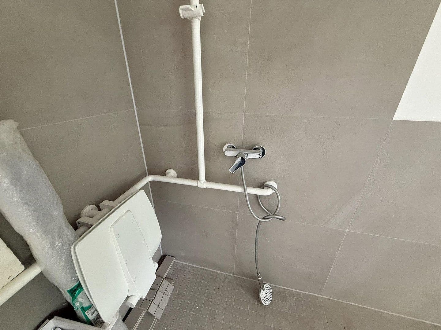 Pronájem bytu 2+1 60 m², Mühlenstr. 11, Schkopau, Sasko-Anhaltsko Pronájem bytu 2+1 60 m², Mühlenstr. 11, Schkopau, Sasko-Anhaltsko