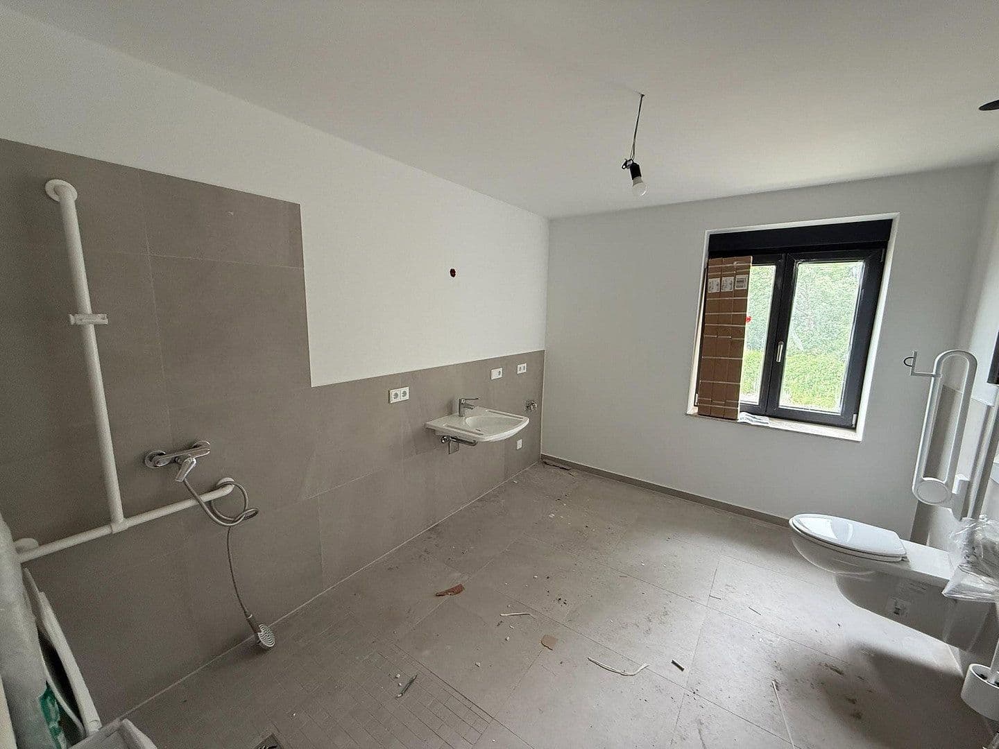 Pronájem bytu 2+1 60 m², Mühlenstr. 11, Schkopau, Sasko-Anhaltsko Pronájem bytu 2+1 60 m², Mühlenstr. 11, Schkopau, Sasko-Anhaltsko