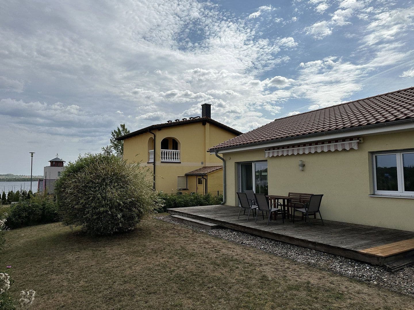 Prodej domu 72 m², pozemek 349 m², Mücheln (Geiseltal), Sasko-Anhaltsko Prodej domu 72 m², pozemek 349 m², Mücheln (Geiseltal), Sasko-Anhaltsko