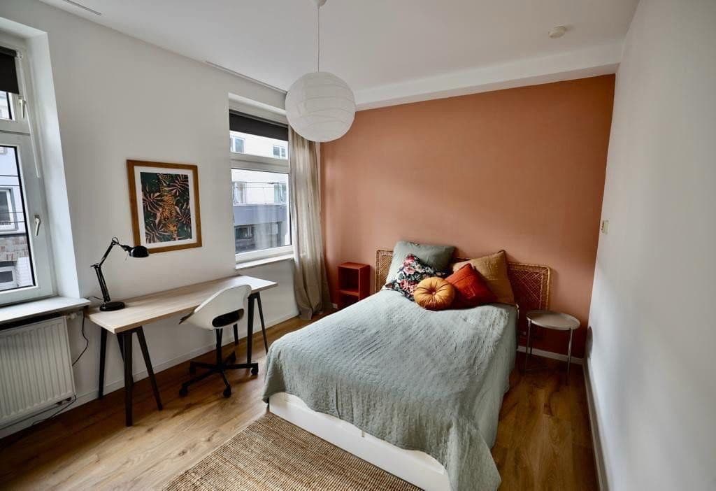 Pronájem bytu 4+1 14 m², Gumbertstr 97, Düsseldorf, Severní Porýní-Vestfálsko Pronájem bytu 4+1 14 m², Gumbertstr 97, Düsseldorf, Severní Porýní-Vestfálsko