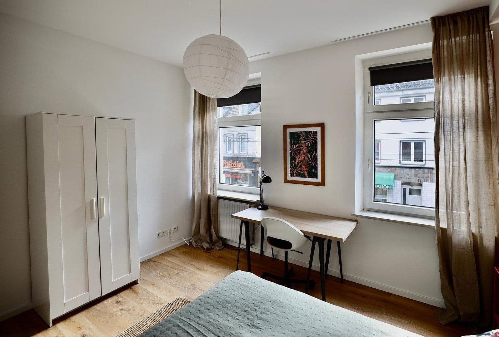 Pronájem bytu 4+1 14 m², Gumbertstr 97, Düsseldorf, Severní Porýní-Vestfálsko Pronájem bytu 4+1 14 m², Gumbertstr 97, Düsseldorf, Severní Porýní-Vestfálsko