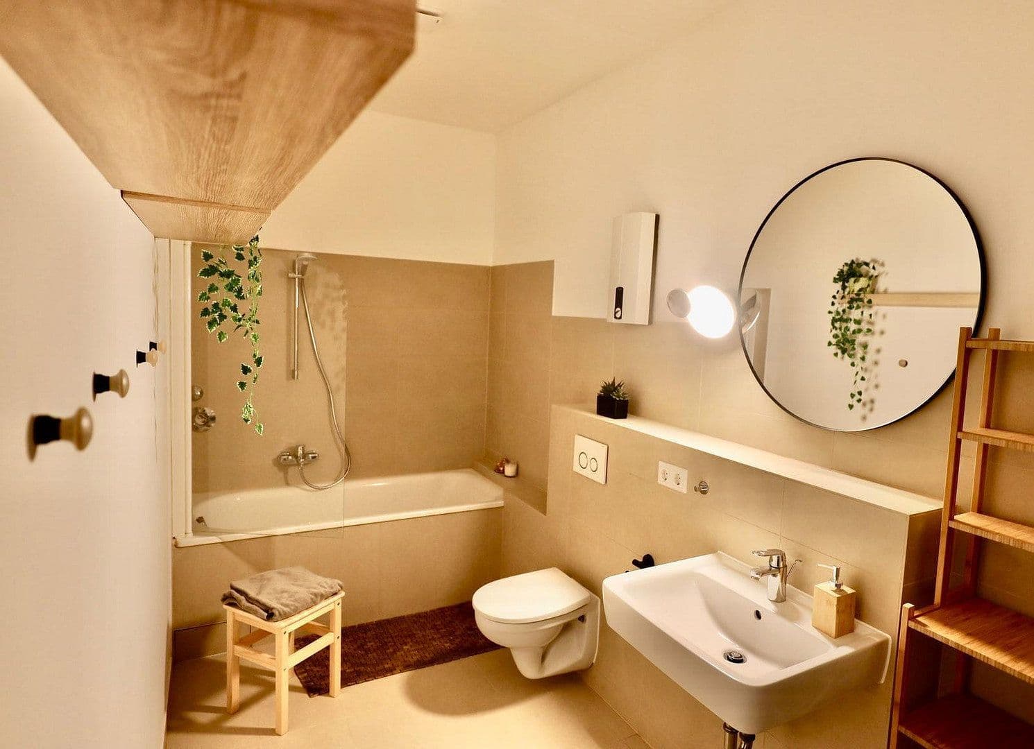 Pronájem bytu 4+1 14 m², Gumbertstr 97, Düsseldorf, Severní Porýní-Vestfálsko Pronájem bytu 4+1 14 m², Gumbertstr 97, Düsseldorf, Severní Porýní-Vestfálsko