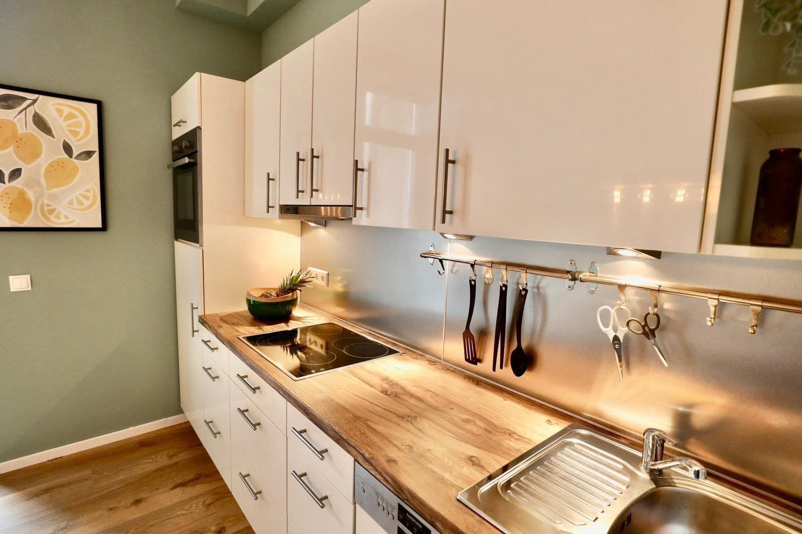 Pronájem bytu 4+1 14 m², Gumbertstr 97, Düsseldorf, Severní Porýní-Vestfálsko Pronájem bytu 4+1 14 m², Gumbertstr 97, Düsseldorf, Severní Porýní-Vestfálsko