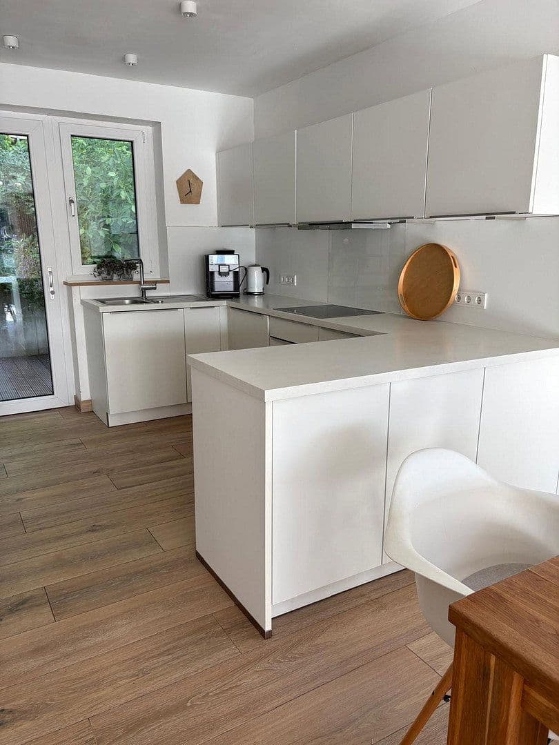 Prodej domu 197 m², pozemek 241 m², Brohl-Lützing, Porýní-Falc Prodej domu 197 m², pozemek 241 m², Brohl-Lützing, Porýní-Falc