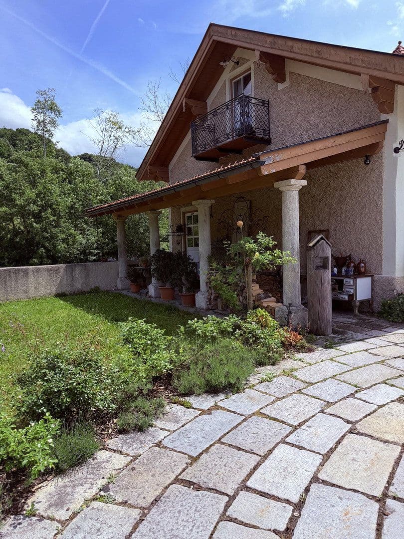 Prodej domu 238 m², pozemek 2.286 m², Siegsdorf, Bavorsko Prodej domu 238 m², pozemek 2.286 m², Siegsdorf, Bavorsko