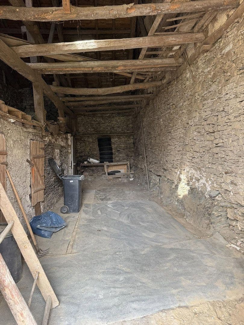 Prodej domu 95 m², pozemek 1.024 m², Morbach, Porýní-Falc Prodej domu 95 m², pozemek 1.024 m², Morbach, Porýní-Falc