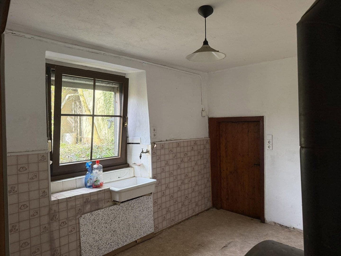 Prodej domu 95 m², pozemek 1.024 m², Morbach, Porýní-Falc Prodej domu 95 m², pozemek 1.024 m², Morbach, Porýní-Falc