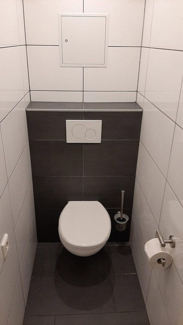 Prodej domu 354 m², pozemek 458 m², Krefeld, Severní Porýní-Vestfálsko Prodej domu 354 m², pozemek 458 m², Krefeld, Severní Porýní-Vestfálsko