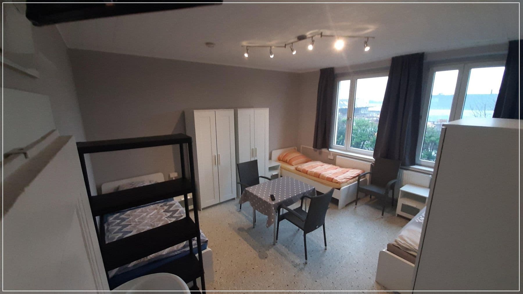Prodej domu 354 m², pozemek 458 m², Krefeld, Severní Porýní-Vestfálsko Prodej domu 354 m², pozemek 458 m², Krefeld, Severní Porýní-Vestfálsko