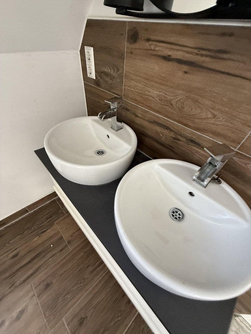 Pronájem domu 140 m², pozemek 555 m², Backnang, Bádensko-Württembersko Pronájem domu 140 m², pozemek 555 m², Backnang, Bádensko-Württembersko