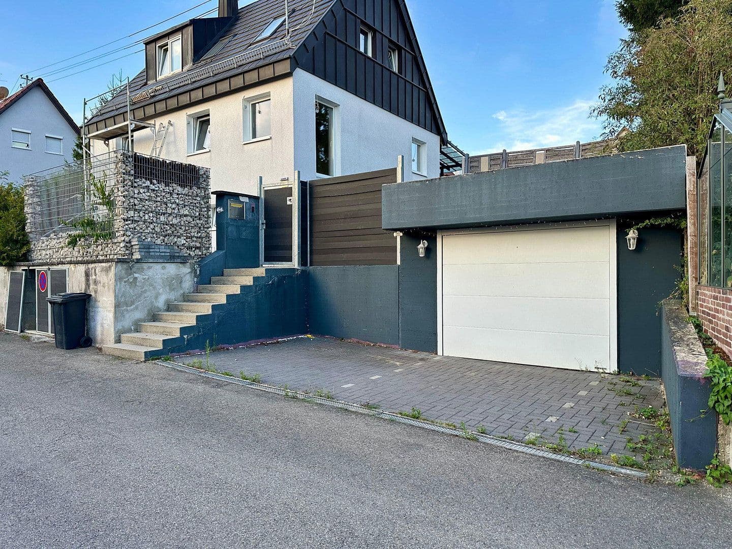 Pronájem domu 140 m², pozemek 555 m², Backnang, Bádensko-Württembersko Pronájem domu 140 m², pozemek 555 m², Backnang, Bádensko-Württembersko
