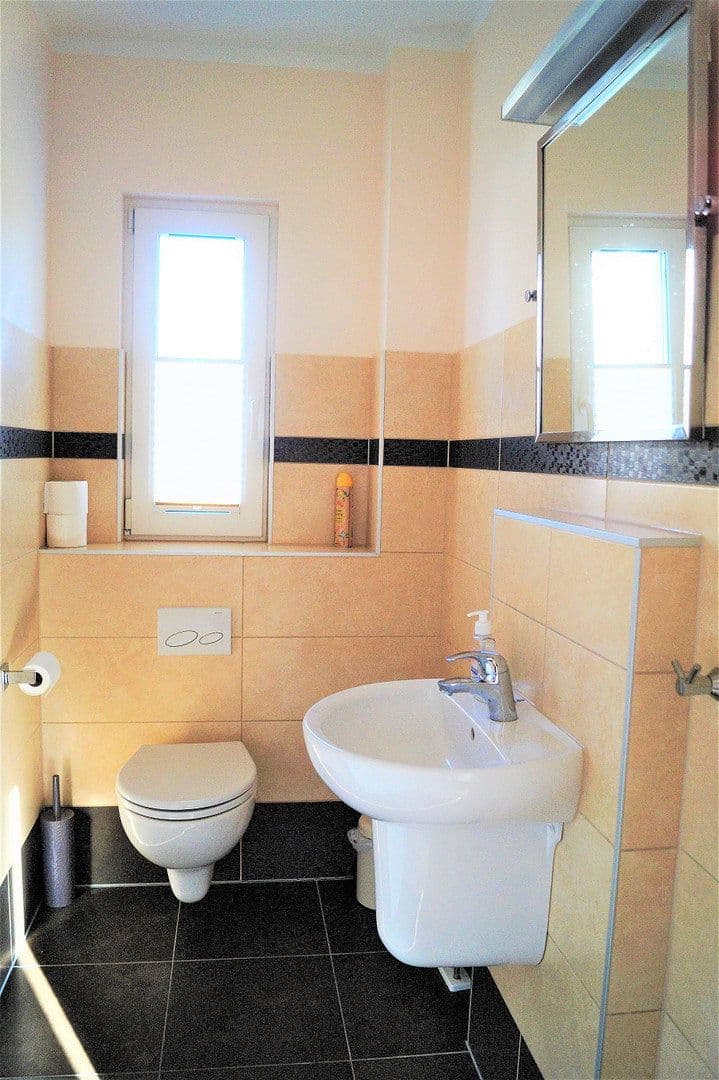 Prodej domu 140 m², pozemek 879 m², Strandkoppel 25b, Dassow, Mecklenburg-Vorpommern Prodej domu 140 m², pozemek 879 m², Strandkoppel 25b, Dassow, Mecklenburg-Vorpommern