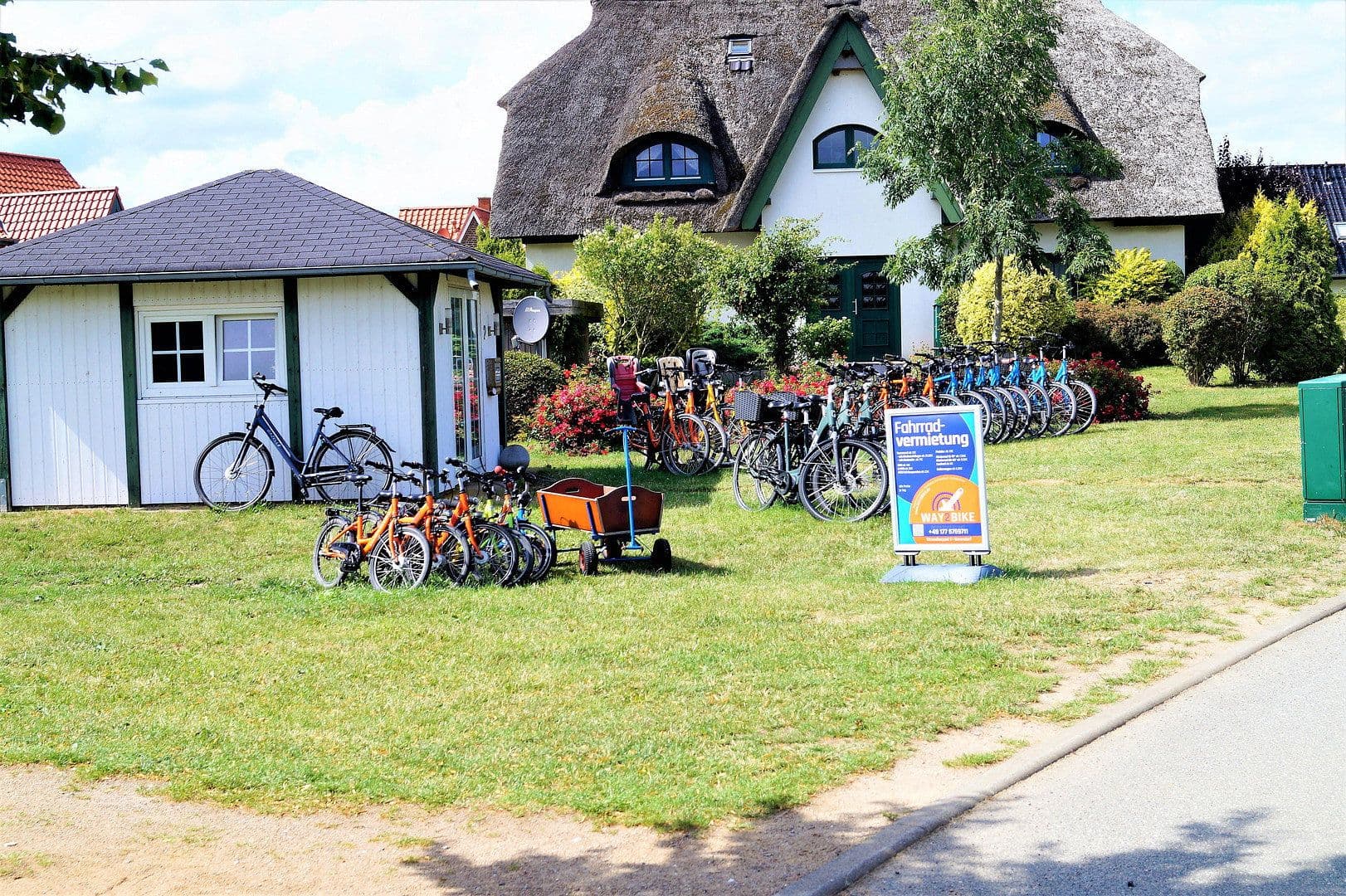 Prodej domu 140 m², pozemek 879 m², Strandkoppel 25b, Dassow, Mecklenburg-Vorpommern Prodej domu 140 m², pozemek 879 m², Strandkoppel 25b, Dassow, Mecklenburg-Vorpommern
