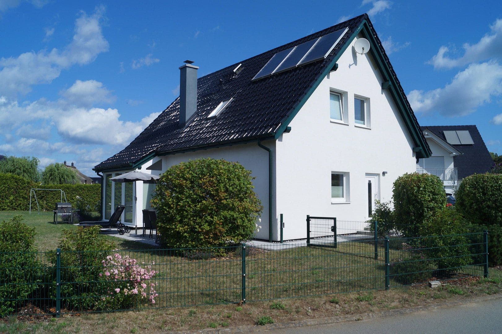 Prodej domu 140 m², pozemek 879 m², Strandkoppel 25b, Dassow, Mecklenburg-Vorpommern Prodej domu 140 m², pozemek 879 m², Strandkoppel 25b, Dassow, Mecklenburg-Vorpommern