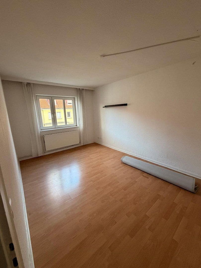 Pronájem bytu 2+1 55 m², Zwinglistr.6, Hannover, Dolní Sasko Pronájem bytu 2+1 55 m², Zwinglistr.6, Hannover, Dolní Sasko