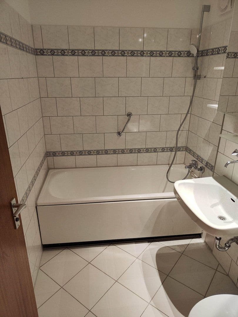 Pronájem bytu 1+kk 46 m², Kärntner Straße 39, Freudenstadt, Bádensko-Württembersko Pronájem bytu 1+kk 46 m², Kärntner Straße 39, Freudenstadt, Bádensko-Württembersko