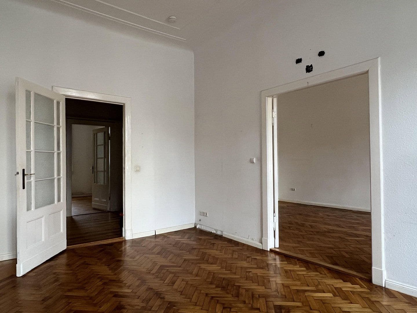 Prodej bytu 4+1 112 m², Berlin, Berlín Prodej bytu 4+1 112 m², Berlin, Berlín