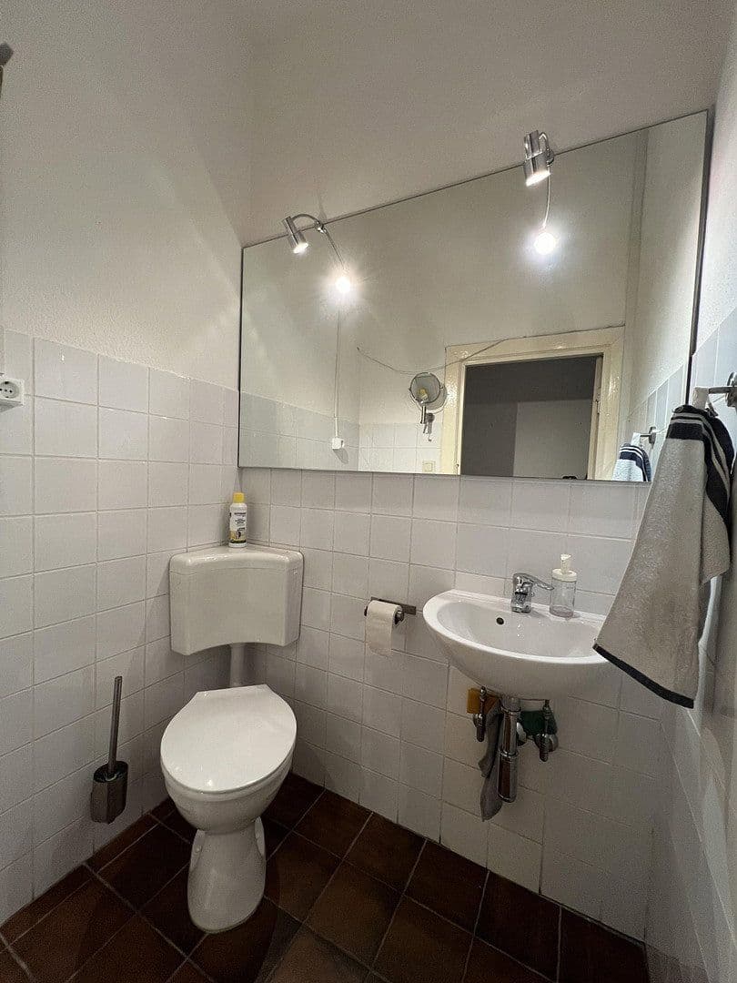 Prodej bytu 4+1 112 m², Berlin, Berlín Prodej bytu 4+1 112 m², Berlin, Berlín