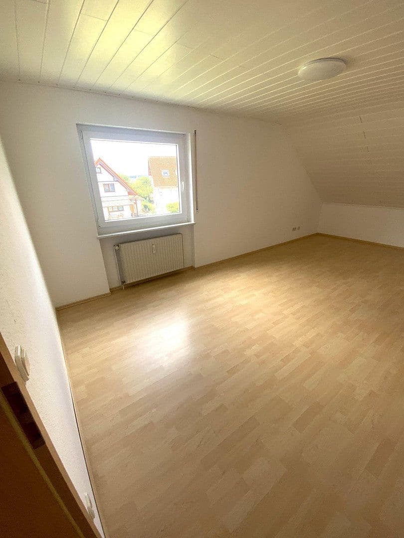 Pronájem domu 170 m², pozemek 265 m², Neidenstein, Bádensko-Württembersko Pronájem domu 170 m², pozemek 265 m², Neidenstein, Bádensko-Württembersko
