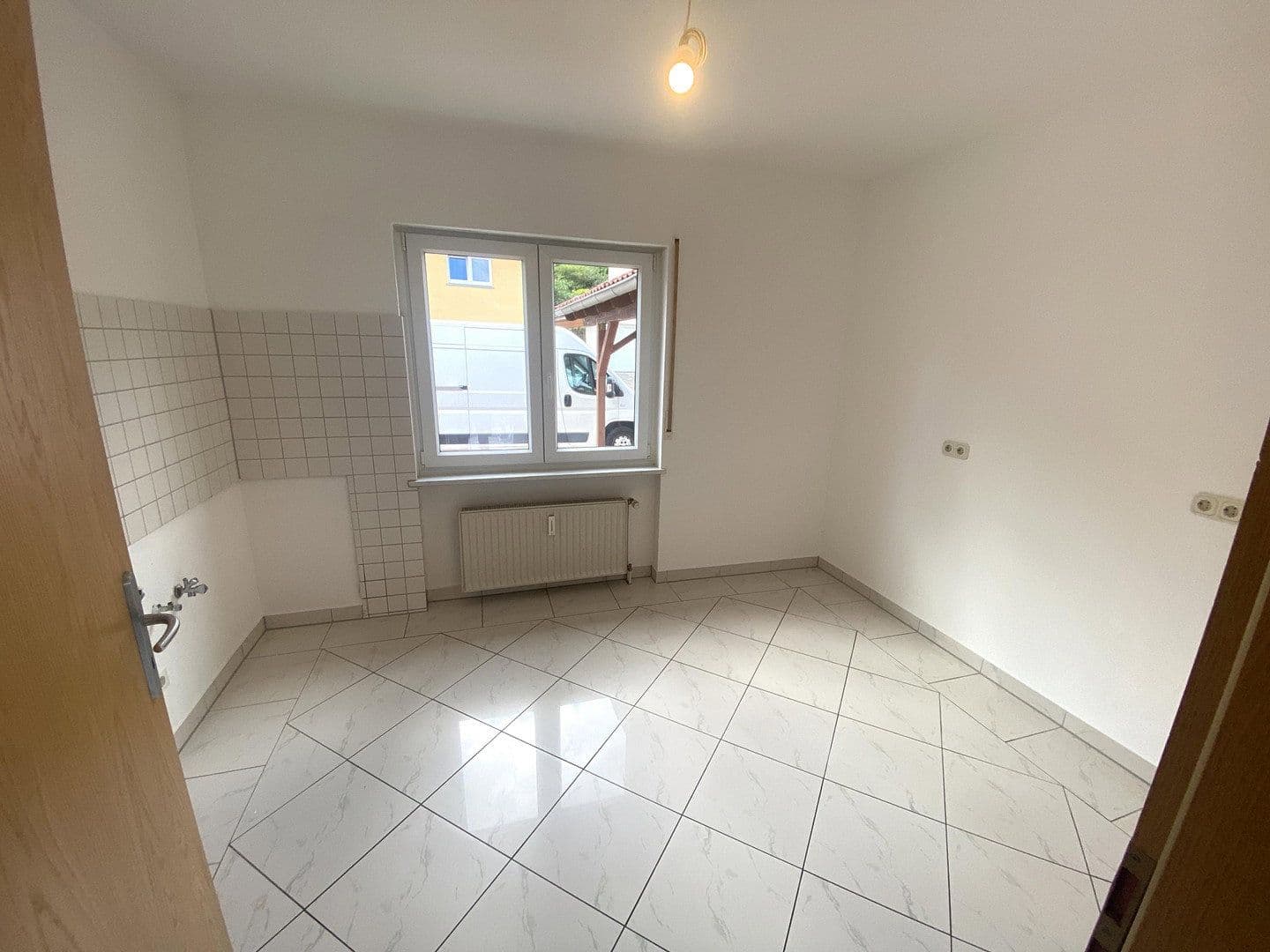 Pronájem domu 170 m², pozemek 265 m², Neidenstein, Bádensko-Württembersko Pronájem domu 170 m², pozemek 265 m², Neidenstein, Bádensko-Württembersko