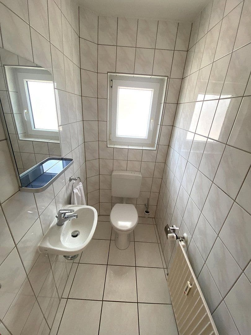 Pronájem domu 170 m², pozemek 265 m², Neidenstein, Bádensko-Württembersko Pronájem domu 170 m², pozemek 265 m², Neidenstein, Bádensko-Württembersko