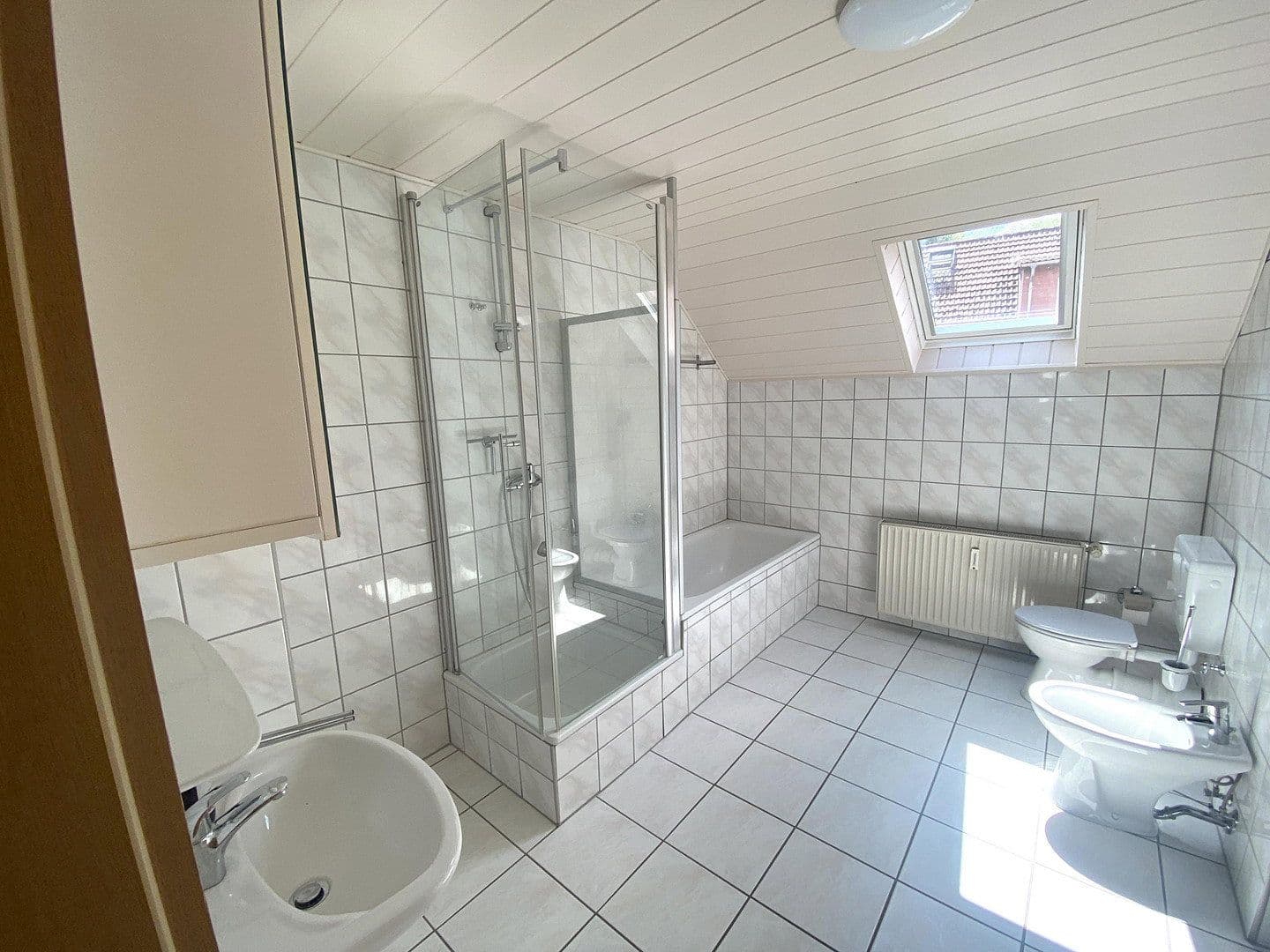 Pronájem domu 170 m², pozemek 265 m², Neidenstein, Bádensko-Württembersko Pronájem domu 170 m², pozemek 265 m², Neidenstein, Bádensko-Württembersko