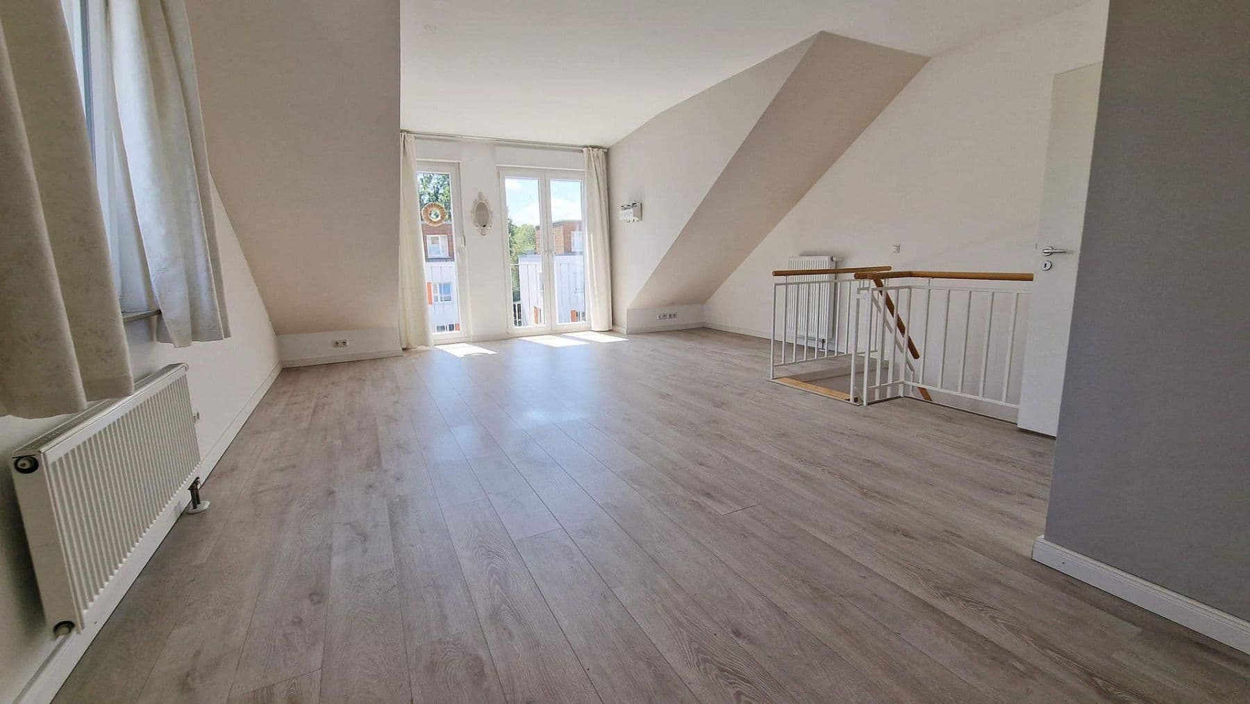 Prodej domu 126 m², pozemek 250 m², Hamburg, Hamburg Prodej domu 126 m², pozemek 250 m², Hamburg, Hamburg