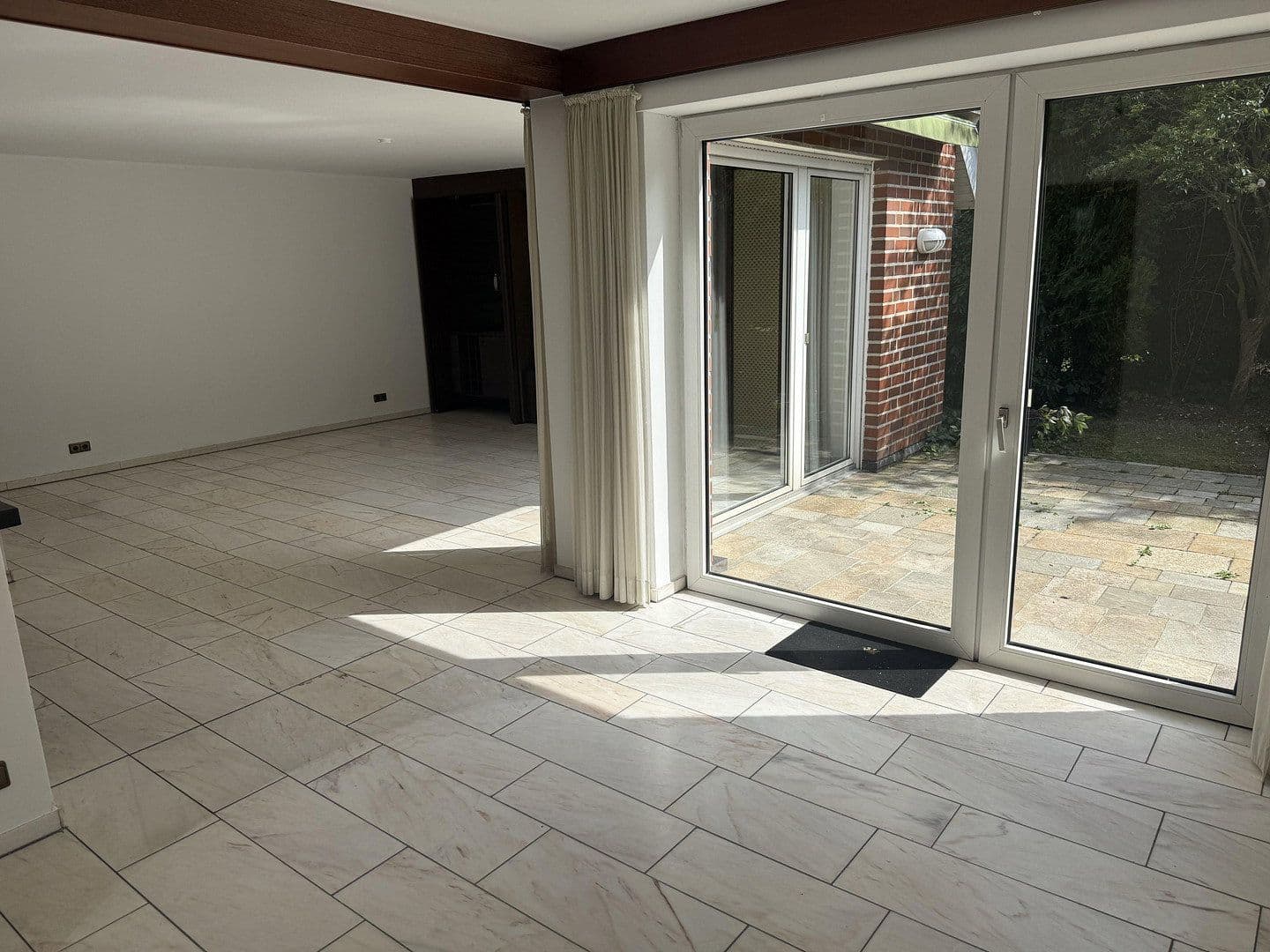 Prodej domu 149 m², pozemek 322 m², Hölderlinweg 39, Münster, Severní Porýní-Vestfálsko Prodej domu 149 m², pozemek 322 m², Hölderlinweg 39, Münster, Severní Porýní-Vestfálsko