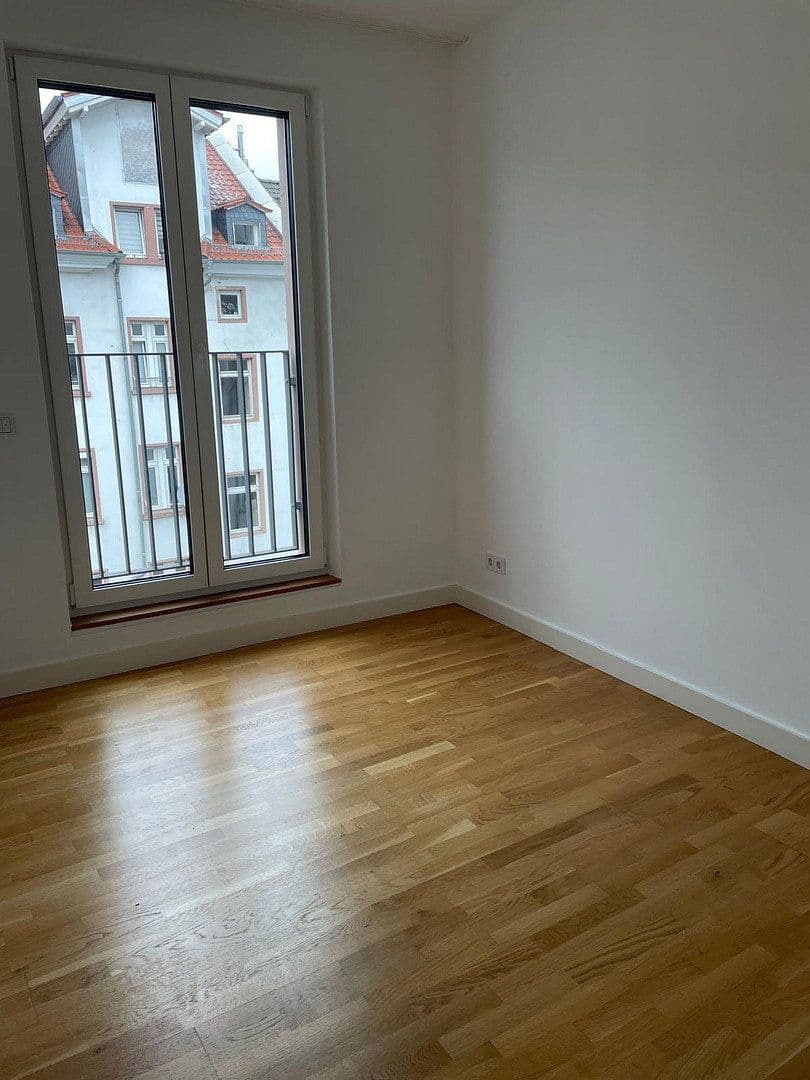 Pronájem bytu 2+1 52 m², Frankfurt, Hessen Pronájem bytu 2+1 52 m², Frankfurt, Hessen